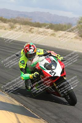 media/May-05-2025-Moto Forza (Mon) [[3c1838c5e5]]/2-B Group/Session 2 (Turn 7 Inside)/